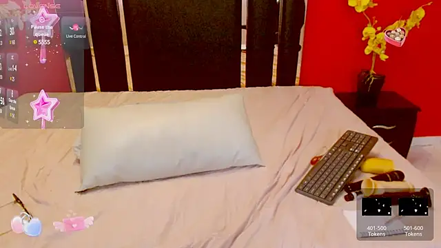 Nayla Garner online show from 03.17.25