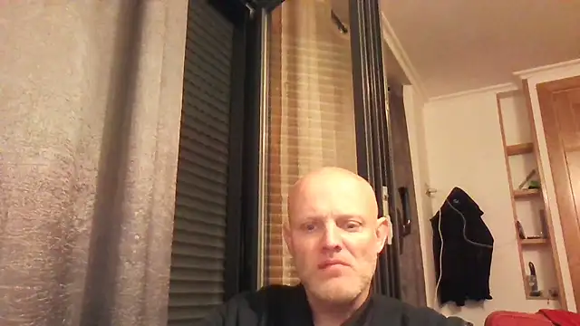 davigochi77bcn online show from 01.17.25