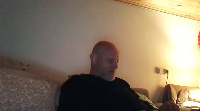 davigochi77bcn online show from 03.05.25