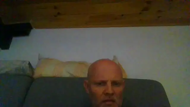 Snapshot of davigochi77bcn chatting on 02.04.26 davigochi77bcn online show from 02.04.26