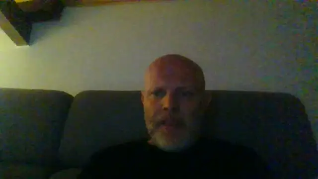 Snapshot of davigochi77bcn chatting on 02.14.26 davigochi77bcn online show from 02.14.26