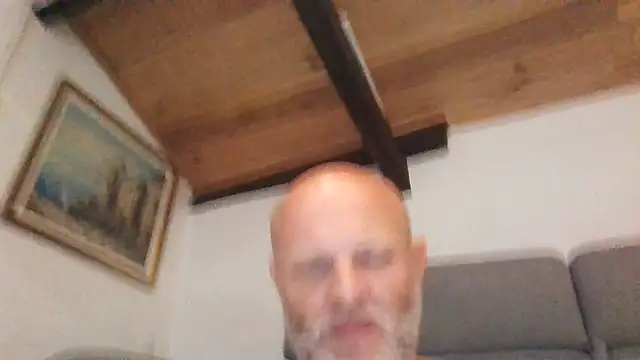 Snapshot of davigochi77bcn chatting on 07.27.26 davigochi77bcn online show from 07.27.26