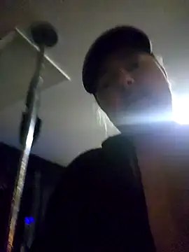 Hotredheadandtoungelasher online show from 01.20.25