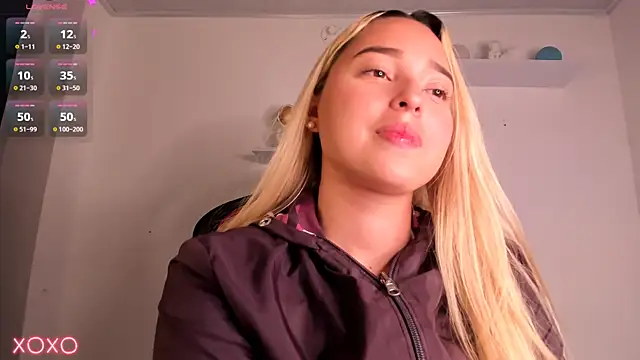 Snapshot of Irisweet_ chatting on 03.22.25 Irisweet online show from 03.22.25