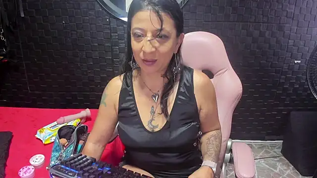 mature sexi40 online show from 03.26.26