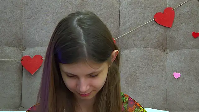 Snapshot of AudreyBarlow chatting on 02.15.25 AudreyBarlow online show from 02.15.25