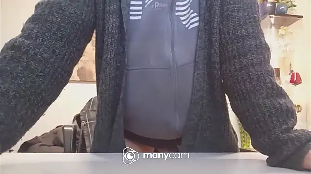 Snapshot of der_dino30 chatting on 02.01.26 der dino30 online show from 02.01.26