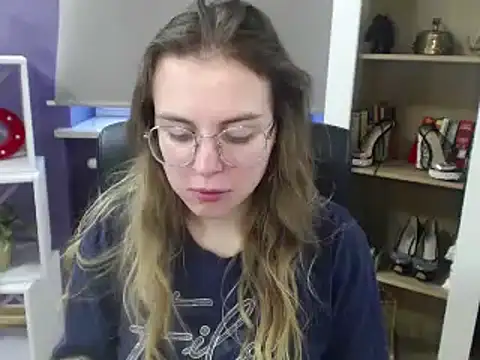 Zoey Erotic online show from 01.02.25