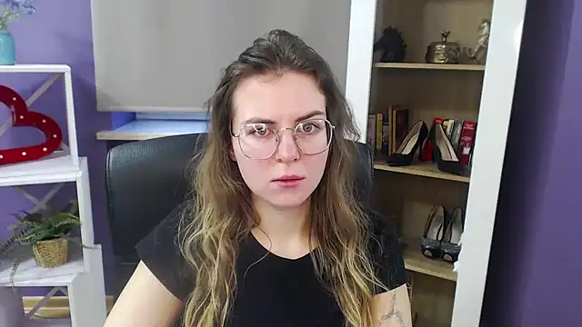 Zoey Erotic online show from 01.16.25