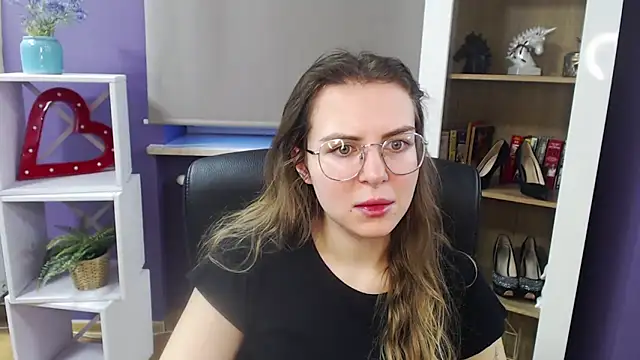 Zoey Erotic online show from 02.17.25