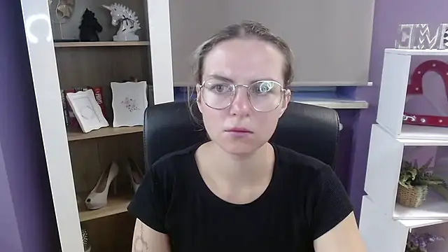 Zoey Erotic online show from 09.23.25