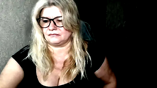 Snapshot of Diana_49 chatting on 03.20.26 Diana 49 online show from 03.20.26