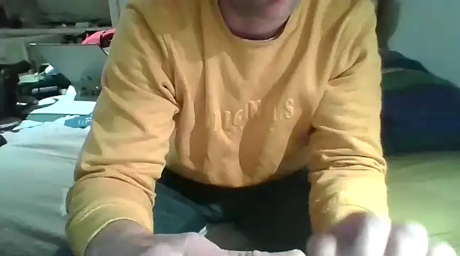 Snapshot of MmaxX004 chatting on 03.05.25 MmaxX004 online show from 03.05.25