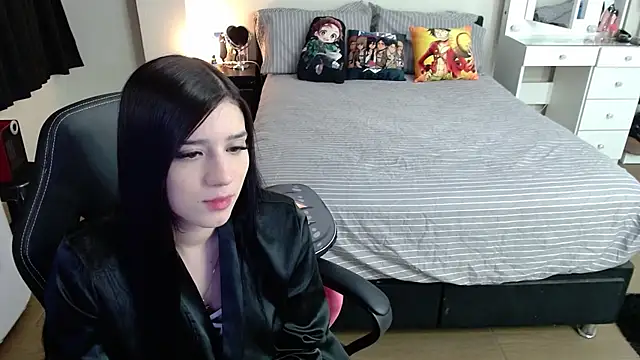 Snapshot of kittykat18x chatting on 01.06.25 kittykat18x online show from 01.06.25