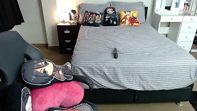 Snapshot of kittykat18x chatting on 01.09.25 kittykat18x online show from 01.09.25