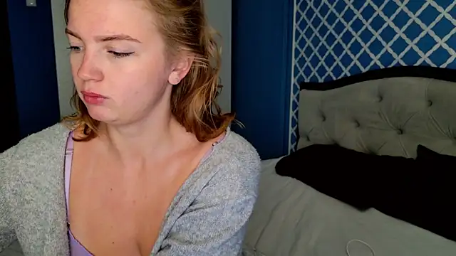 Snapshot of Busty_Redhead chatting on 06.03.26 Busty Redhead online show from 06.03.26