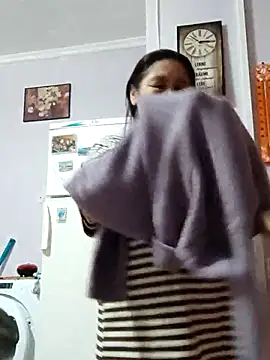 Zulfiya Bruce online show from 10.20.25