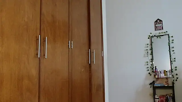 Snapshot of 3littleschoolteens chatting on 01.16.26 3littleschoolteens online show from 01.16.26