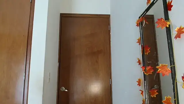 Snapshot of 3littleschoolteens chatting on 02.27.26 3littleschoolteens online show from 02.27.26