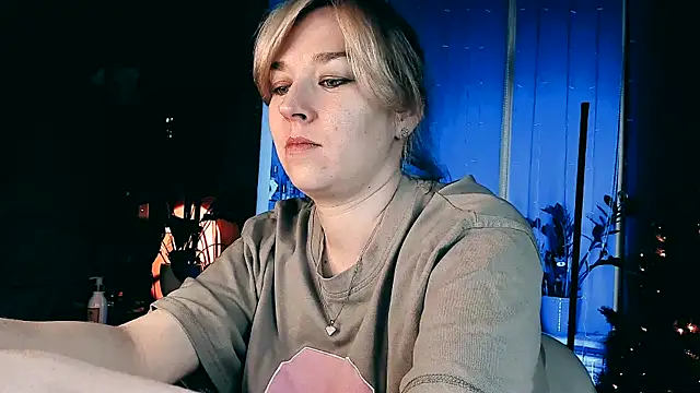 Snapshot of 5_in_one chatting on 01.11.25 5 in one online show from 01.11.25