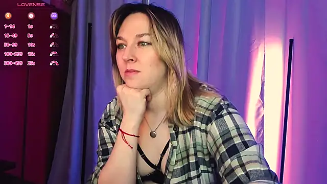 Snapshot of 5_in_one chatting on 03.16.26 5 in one online show from 03.16.26