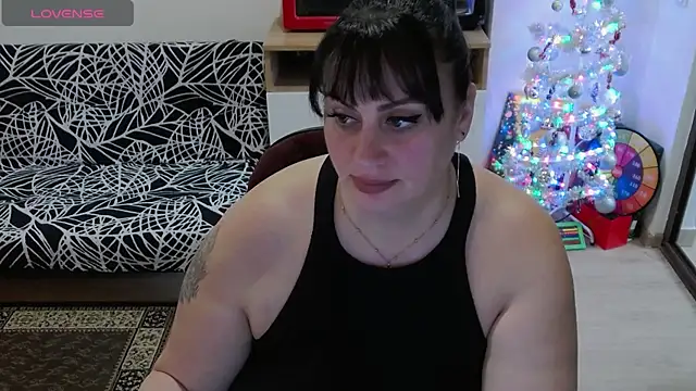 Snapshot of fayette_ chatting on 12.14.25 fayette online show from 12.14.25