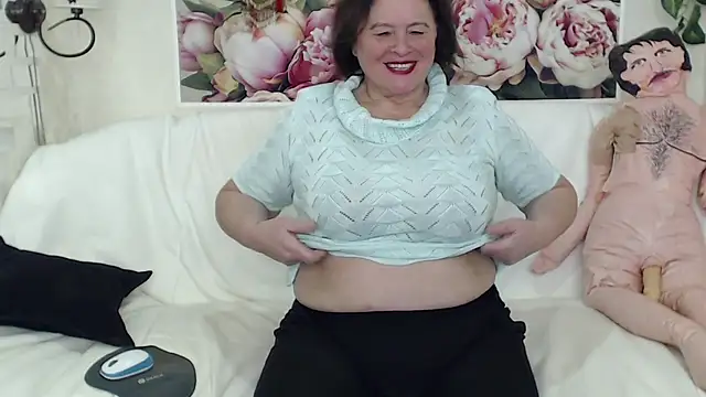 FlaviaSquirts online show from 02.13.25