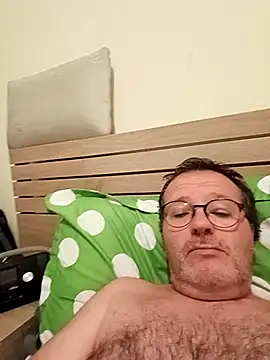 Snapshot of mike9473 chatting on 09.27.25 mike9473 online show from 09.27.25