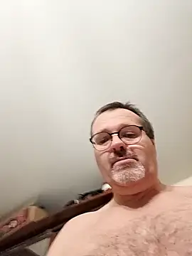 Snapshot of mike9473 chatting on 12.01.25 mike9473 online show from 12.01.25