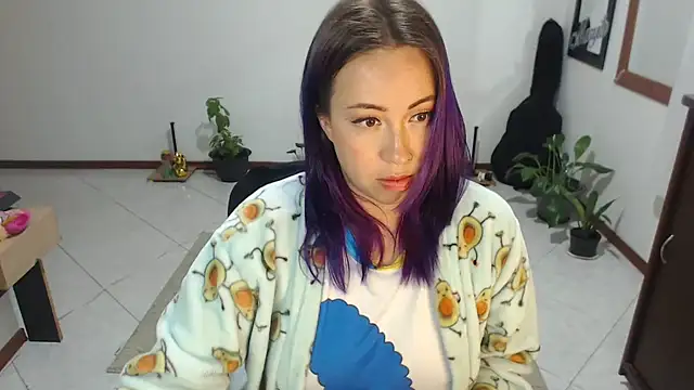 charlottezoe15 online show from 05.22.26
