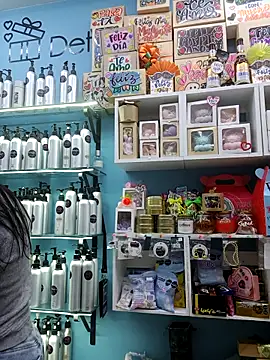 LunaZambrano online show from 09.30.25