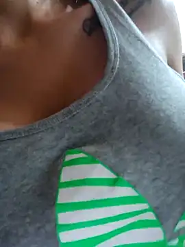 LunaZambrano online show from 11.20.25