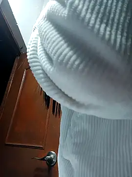 LunaZambrano online show from 12.04.25