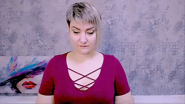 Snapshot of Djullia chatting on 10.11.25 Djullia online show from 10.11.25