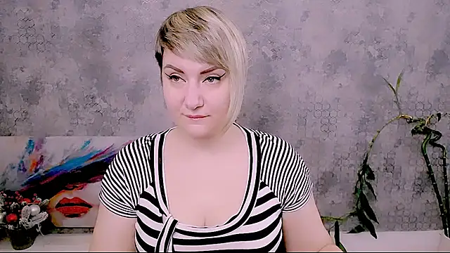 Djullia online show from 12.22.25