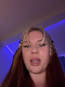 AnjaAmelia online show from 04.01.26