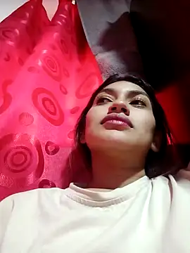 Snapshot of annie-19 chatting on 01.19.25 annie-19 online show from 01.19.25