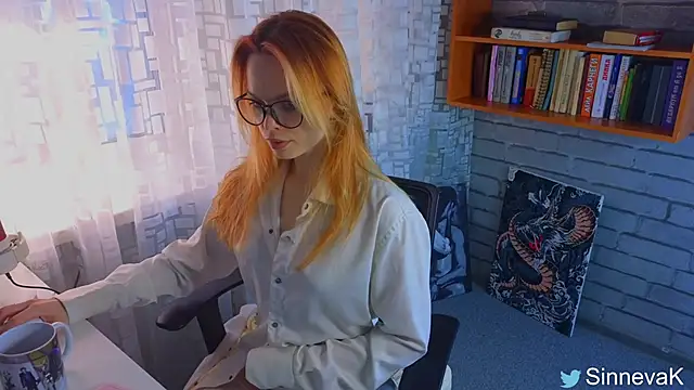 Snapshot of sinteas chatting on 01.30.25 sinteas online show from 01.30.25