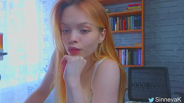 Snapshot of sinteas chatting on 03.11.25 sinteas online show from 03.11.25