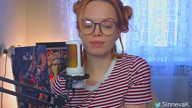 Snapshot of sinteas chatting on 03.20.25 sinteas online show from 03.20.25