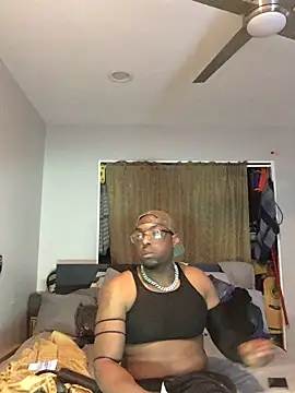 Snapshot of Londonfrotadejr chatting on 02.21.25 Londonfrotadejr online show from 02.21.25