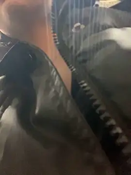 KrisMagnoly online show from 02.09.25