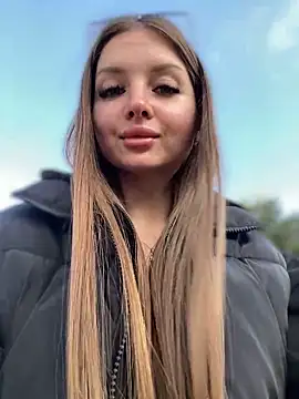 KrisMagnoly online show from 10.03.25