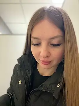 KrisMagnoly online show from 10.22.25