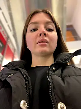 KrisMagnoly online show from 10.29.25