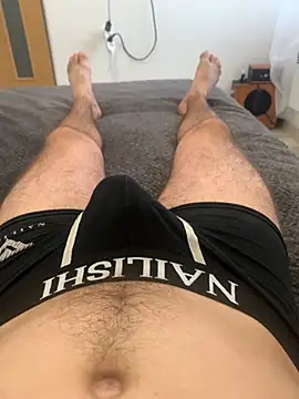 Snapshot of mihsha chatting on 12.22.24 mihsha online show from 12.22.24