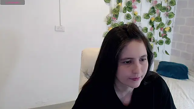 tania sweet   online show from 12.05.25