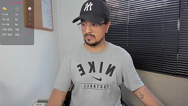 DaviidEvans  online show from 12.02.24