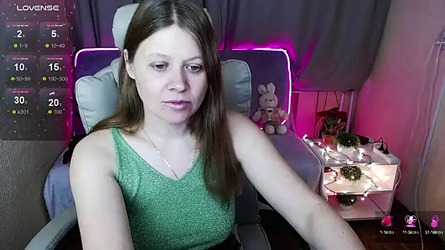 alekasamui online show from 01.17.25