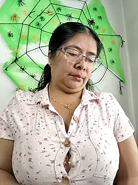   valentina18 online show from 10.10.25